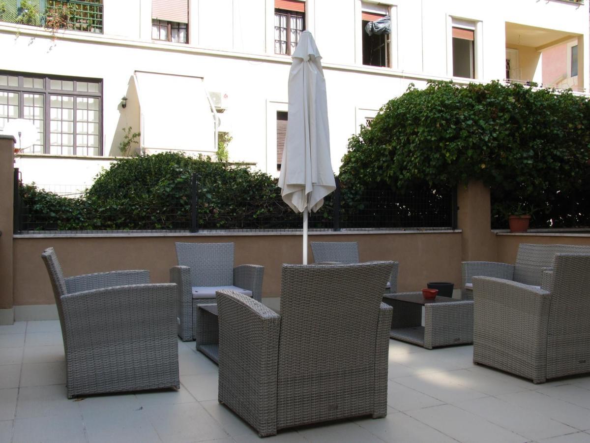 Dea Roma Inn Exterior foto