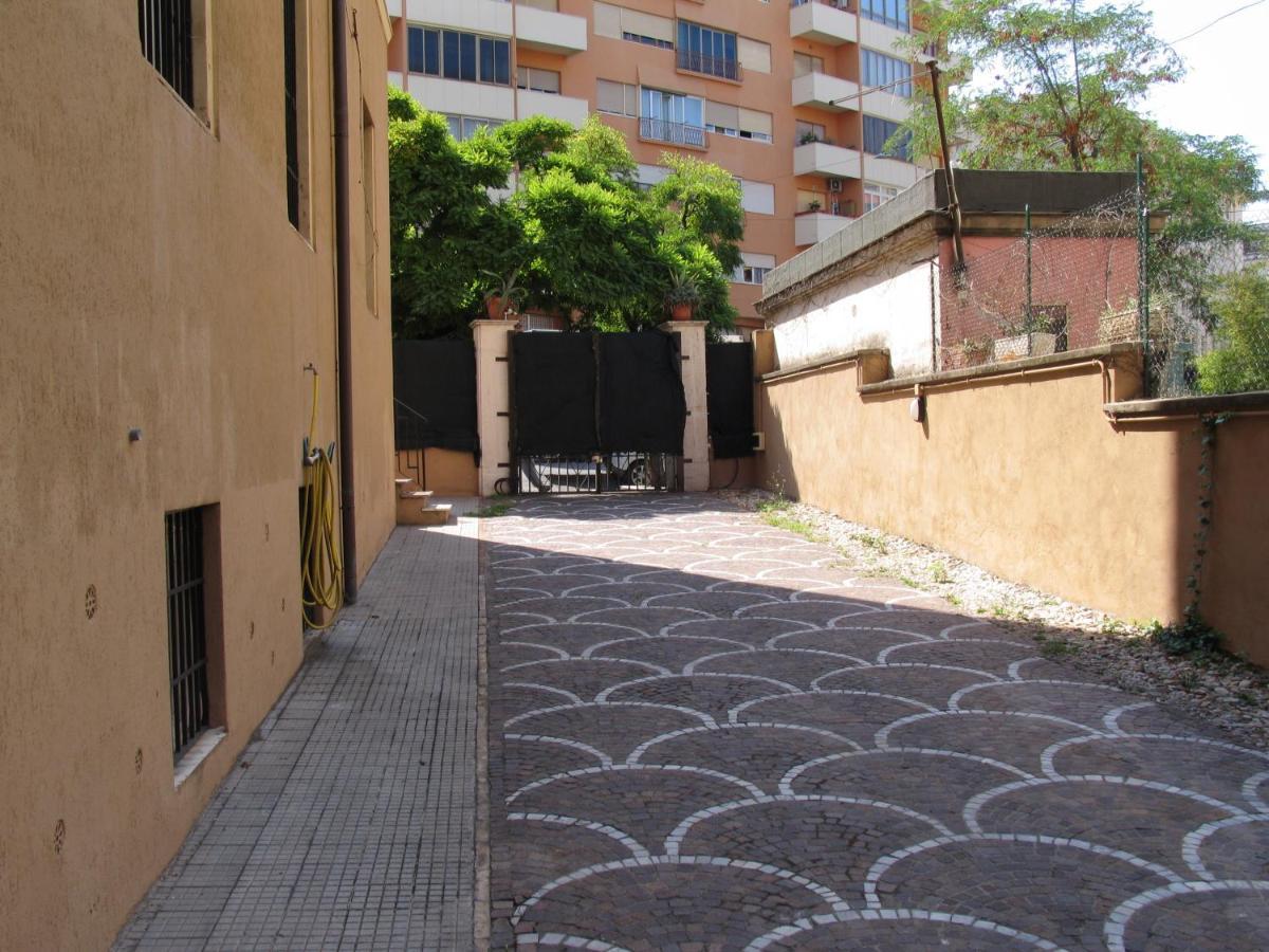 Dea Roma Inn Exterior foto