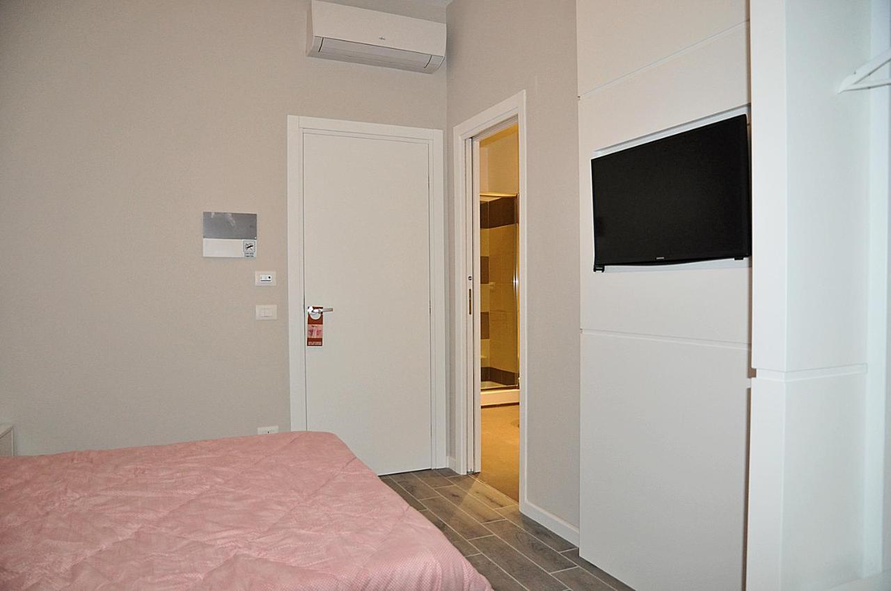 Dea Roma Inn Exterior foto